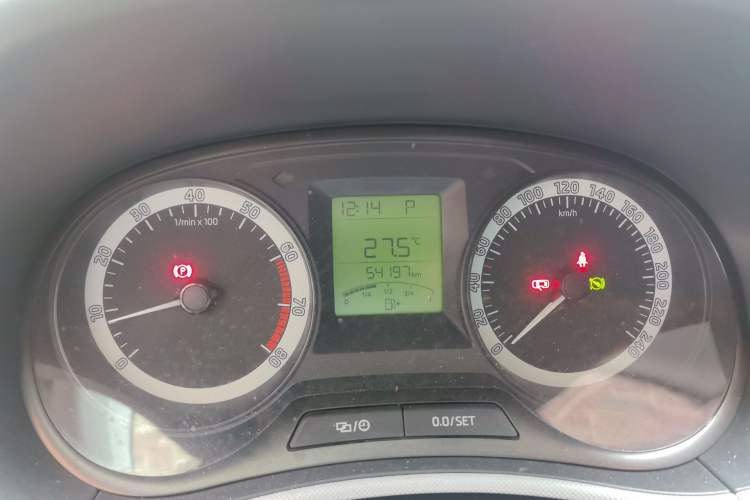 Used Skoda Fabia 2017 1.4L Automatic Car Enjoy Edition Instrument Cluster