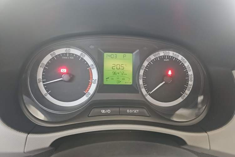 Used Skoda Fabia 2017 1.4L Automatic Car Enjoy Edition Instrument Cluster