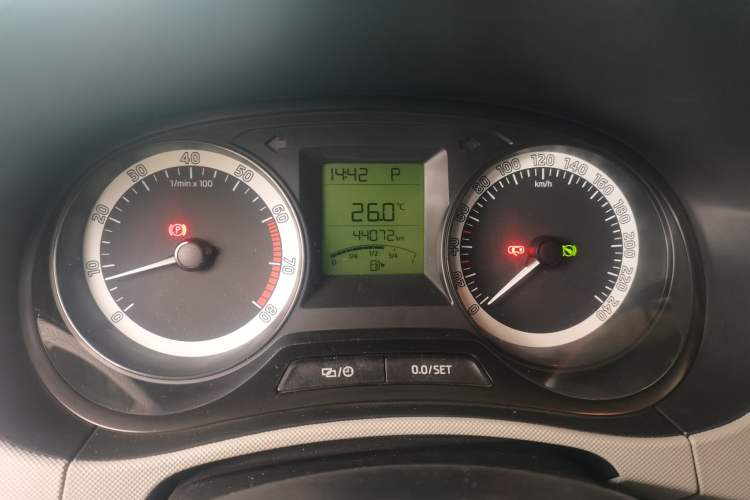 Used Skoda Fabia 2017 1.4L Automatic Car Enjoy Edition Instrument Cluster