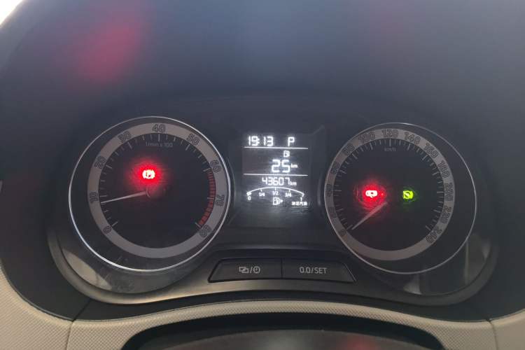 Used Skoda Fabia 2017 1.6L Automatic Chuanxing Edition Instrument Cluster