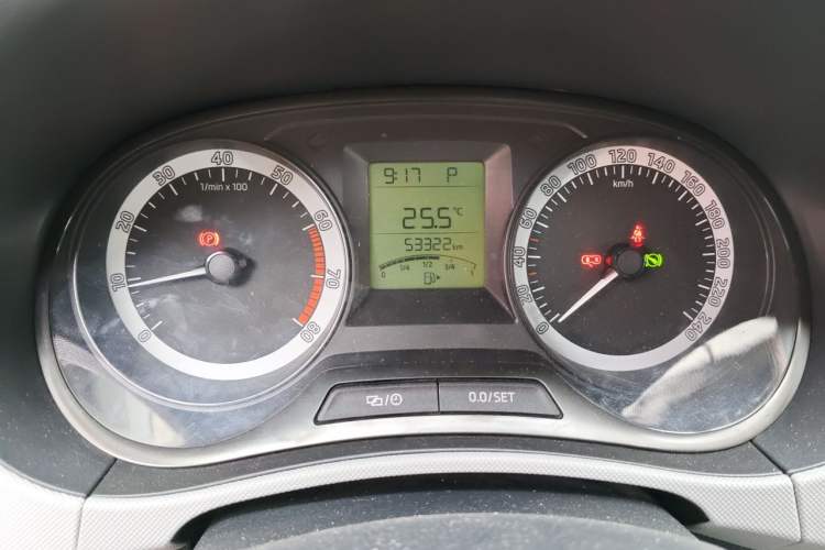 Used Skoda Fabia 2017 1.4L Automatic Car Enjoy Edition Instrument Cluster