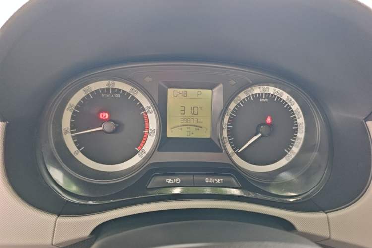 Used Skoda Fabia 2017 1.4L Automatic Car Enjoy Edition Instrument Cluster
