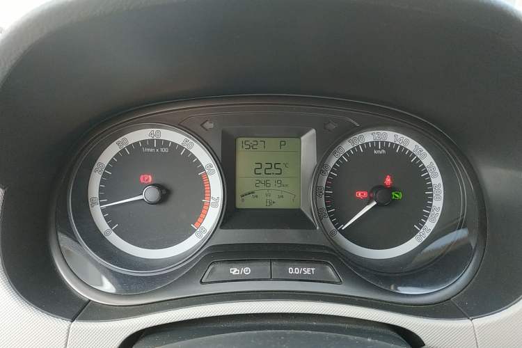 Used Skoda Fabia 2017 1.4L Automatic Car Enjoy Edition Instrument Cluster