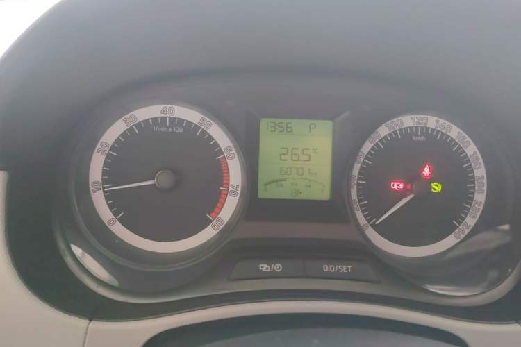 Used Skoda Fabia 2017 1.4L Automatic Car Enjoy Edition Instrument Cluster