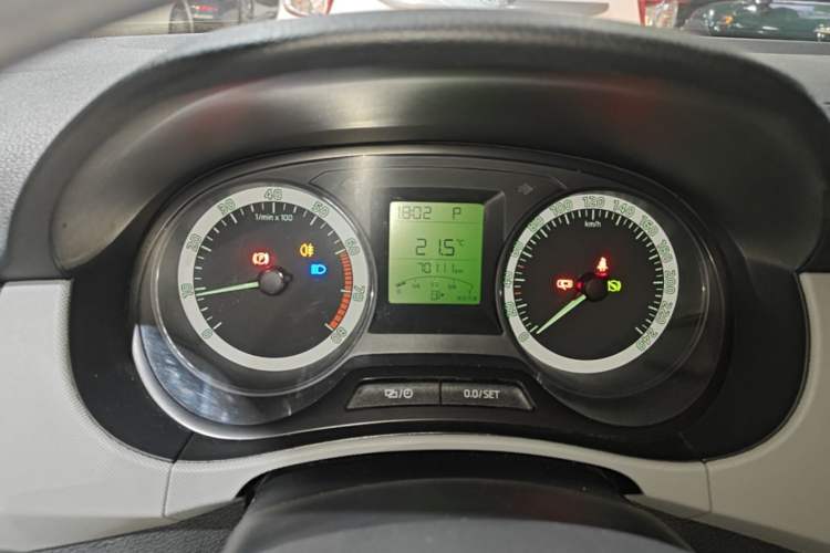 Used Skoda Fabia 2017 1.4L Automatic Car Enjoy Edition Instrument Cluster