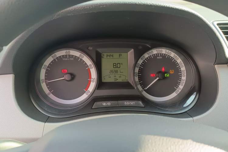 Used Skoda Fabia 2017 1.4L Automatic Car Enjoy Edition Instrument Cluster