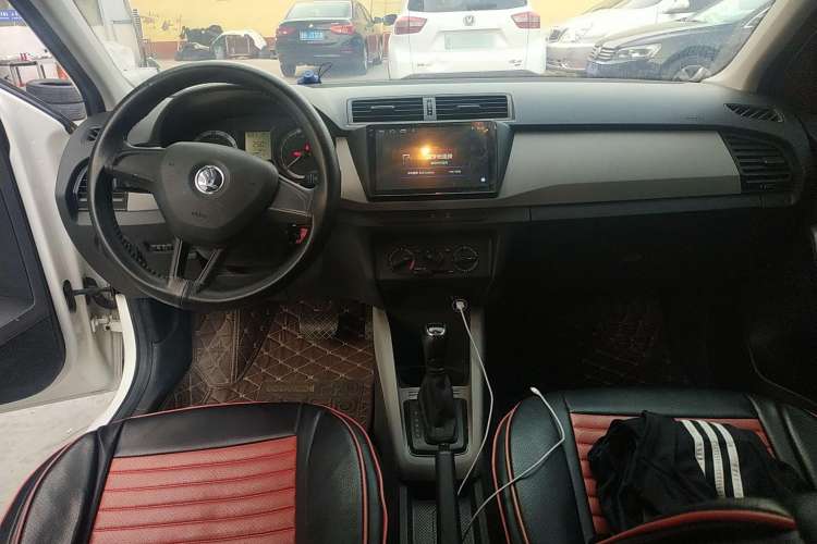 Used Skoda Fabia 2017 1.4L Automatic Car Enjoy Edition Interior 3