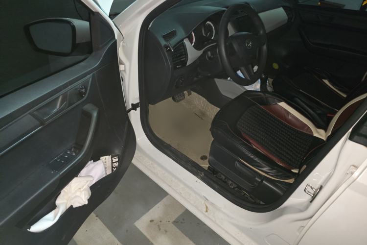 Used Skoda Fabia 2017 1.4L Automatic Car Enjoy Edition Interior 3