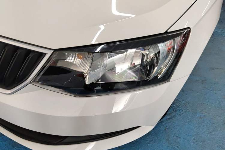 Used Skoda Fabia 2017 1.4L Automatic Car Enjoy Edition Left Front Headlight
