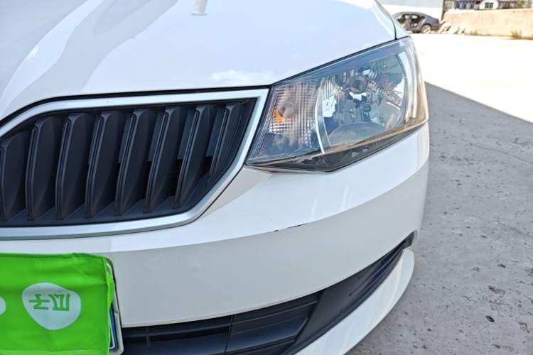 Used Skoda Fabia 2017 1.4L Automatic Car Enjoy Edition Left Front Headlight
