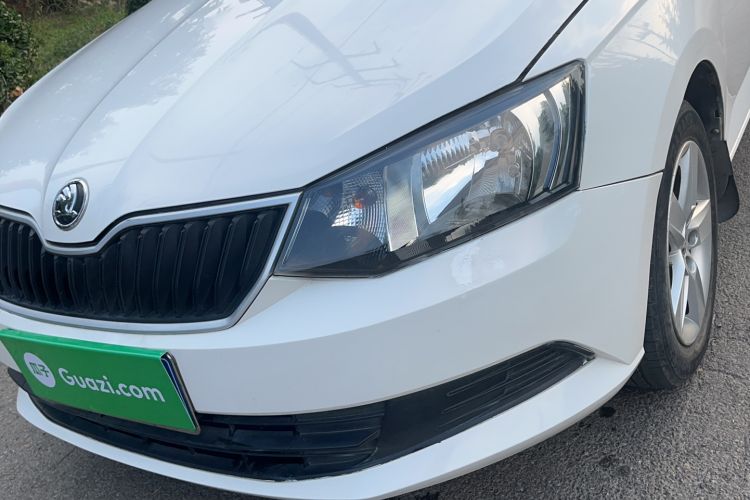 Used Skoda Fabia 2017 1.4L Automatic Car Enjoy Edition Left Front Headlight