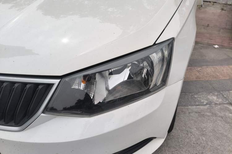 Used Skoda Fabia 2017 1.4L Automatic Car Enjoy Edition Left Front Headlight
