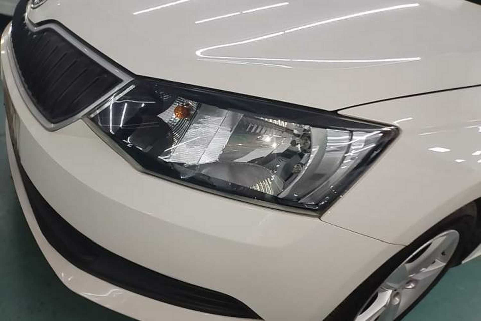 Used Skoda Fabia 2017 1.4L Automatic Car Enjoy Edition Left Front Headlight