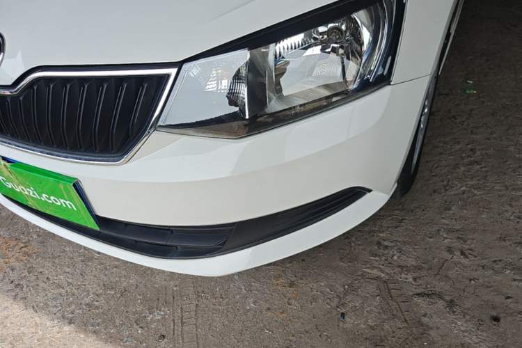 Used Skoda Fabia 2017 1.4L Automatic Car Enjoy Edition Left Front Headlight