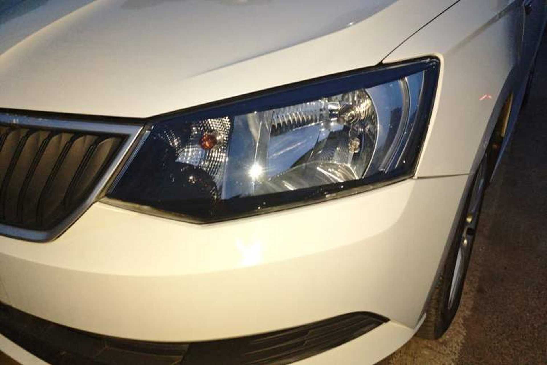 Used Skoda Fabia 2017 1.4L Manual Enjoy Edition Left Front Headlight