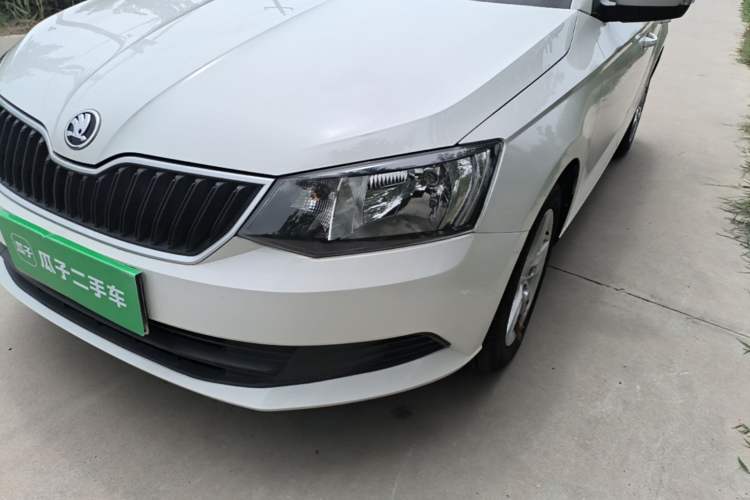 Used Skoda Fabia 2017 1.4L Automatic Car Enjoy Edition Left Front Headlight