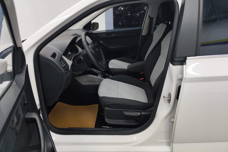 Used Skoda Fabia 2017 1.4L Automatic Car Enjoy Edition Left Front Seat