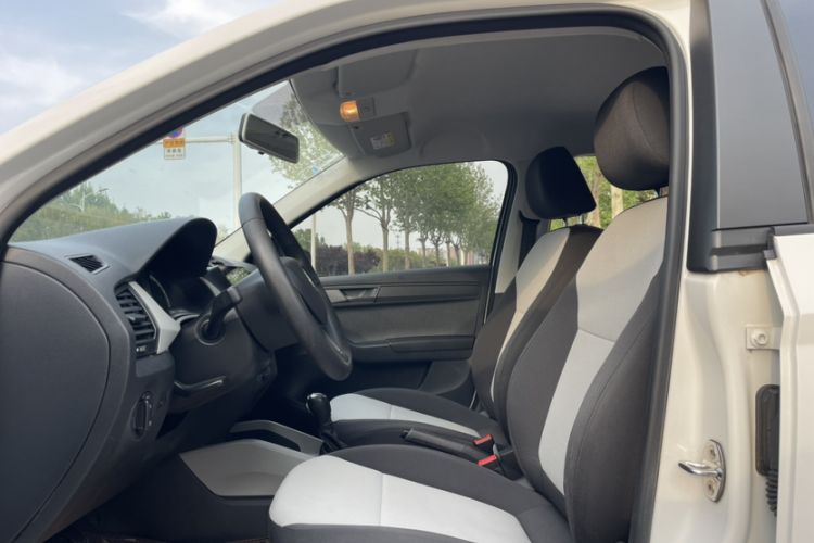 Used Skoda Fabia 2017 1.4L Automatic Car Enjoy Edition Left Front Seat