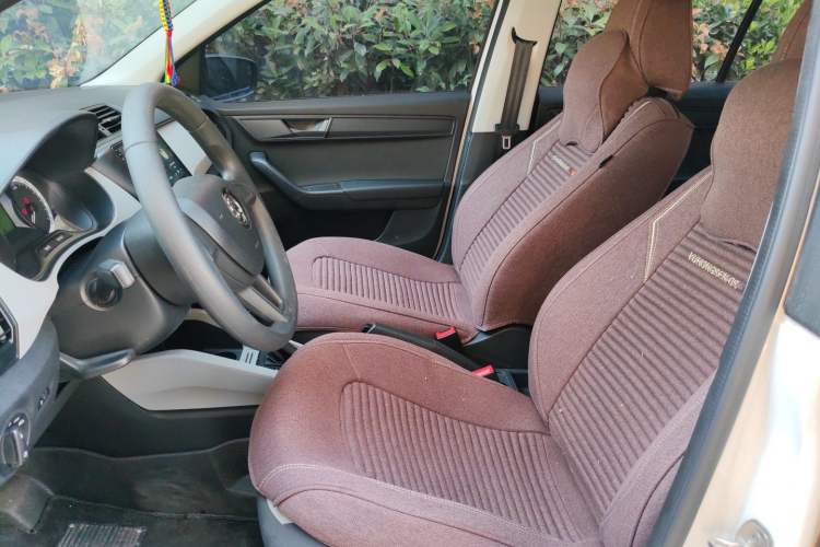 Used Skoda Fabia 2017 1.4L Automatic Front-Drive Model Left Front Seat