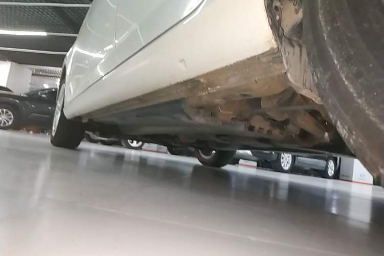 Used Skoda Fabia 2017 1.4L Automatic Car Enjoy Edition Left Side Sill