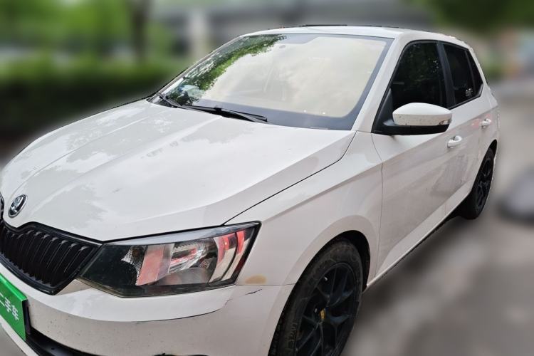 Used Skoda Fabia 2017 1.4L Automatic Car Enjoy Edition Guazi used car, China used car export, Used car for sale, Used Skoda cars, Cheapest cars for sale