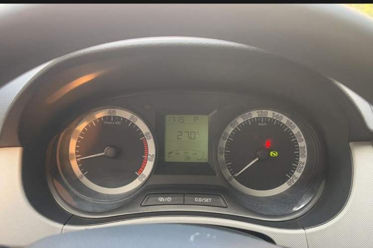 Used Skoda Fabia 2017 1.4L Automatic Car Enjoy Edition Odometer Close Up