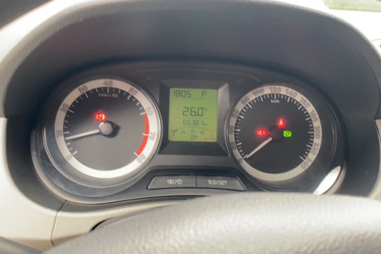 Used Skoda Fabia 2017 1.4L Automatic Car Enjoy Edition Odometer Close Up