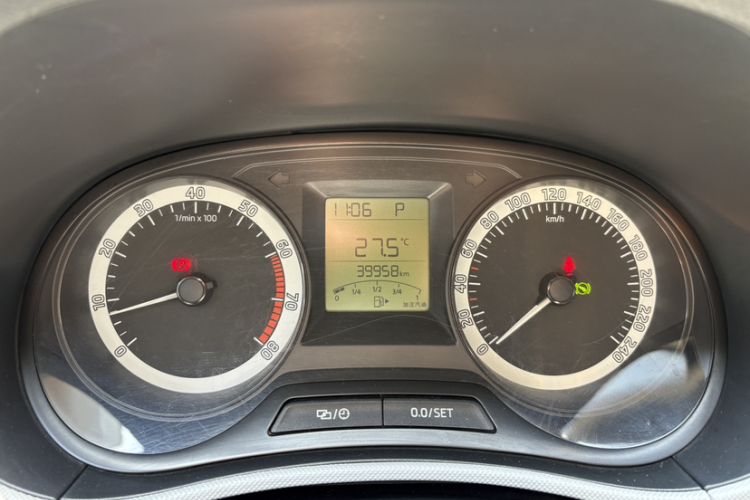 Used Skoda Fabia 2017 1.4L Automatic Car Enjoy Edition Odometer Close Up