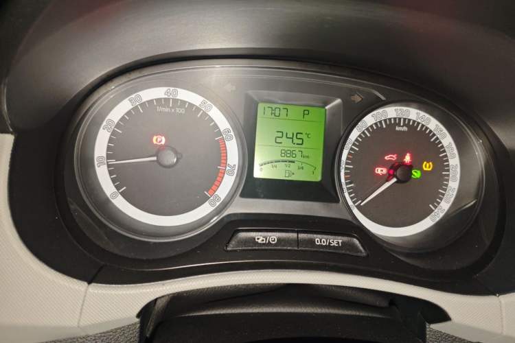 Used Skoda Fabia 2017 1.4L Automatic Car Enjoy Edition Odometer Close Up