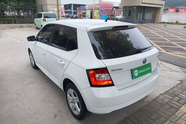 Used Skoda Fabia 2017 1.4L Automatic Car Enjoy Edition Rear Left 45 Deg