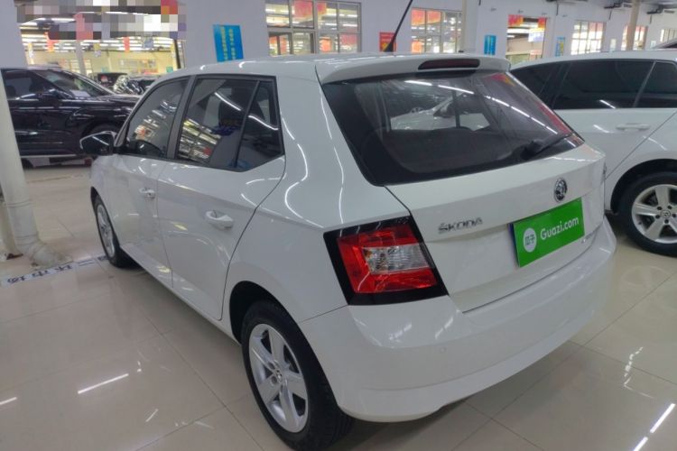 Used Skoda Fabia 2017 1.4L Automatic Car Enjoy Edition Rear Left 45 Deg