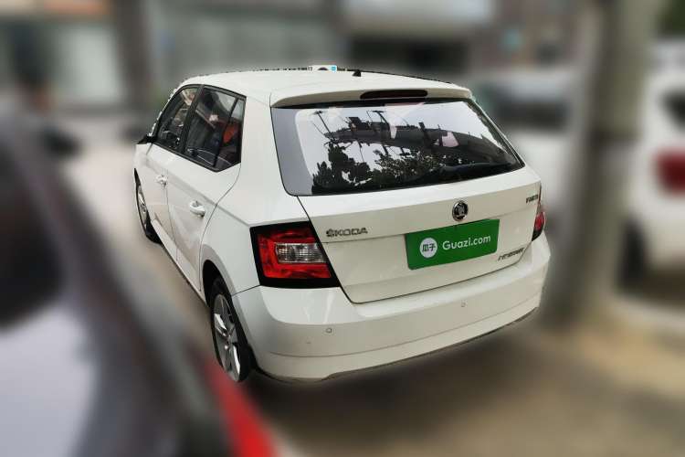 Used Skoda Fabia 2017 1.4L Automatic Car Enjoy Edition Rear Left 45 Deg