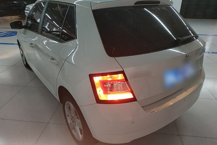 Used Skoda Fabia 2017 1.4L Automatic Car Enjoy Edition Rear Left 45 Deg