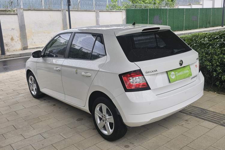 Used Skoda Fabia 2017 1.4L Automatic Car Enjoy Edition Rear Left 45 Deg