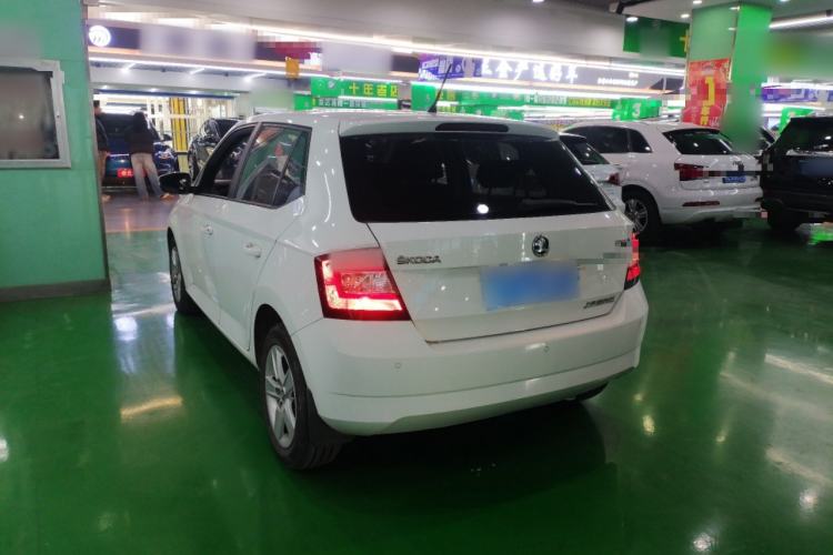 Used Skoda Fabia 2017 1.4L Automatic Car Enjoy Edition Rear Left 45 Deg