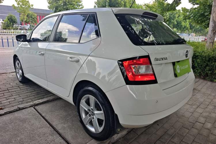 Used Skoda Fabia 2017 1.4L Automatic Car Enjoy Edition Rear Left 45 Deg