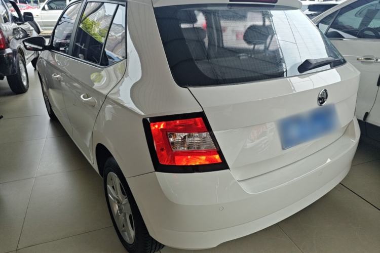 Used Skoda Fabia 2017 1.4L Automatic Car Enjoy Edition Rear Left 45 Deg