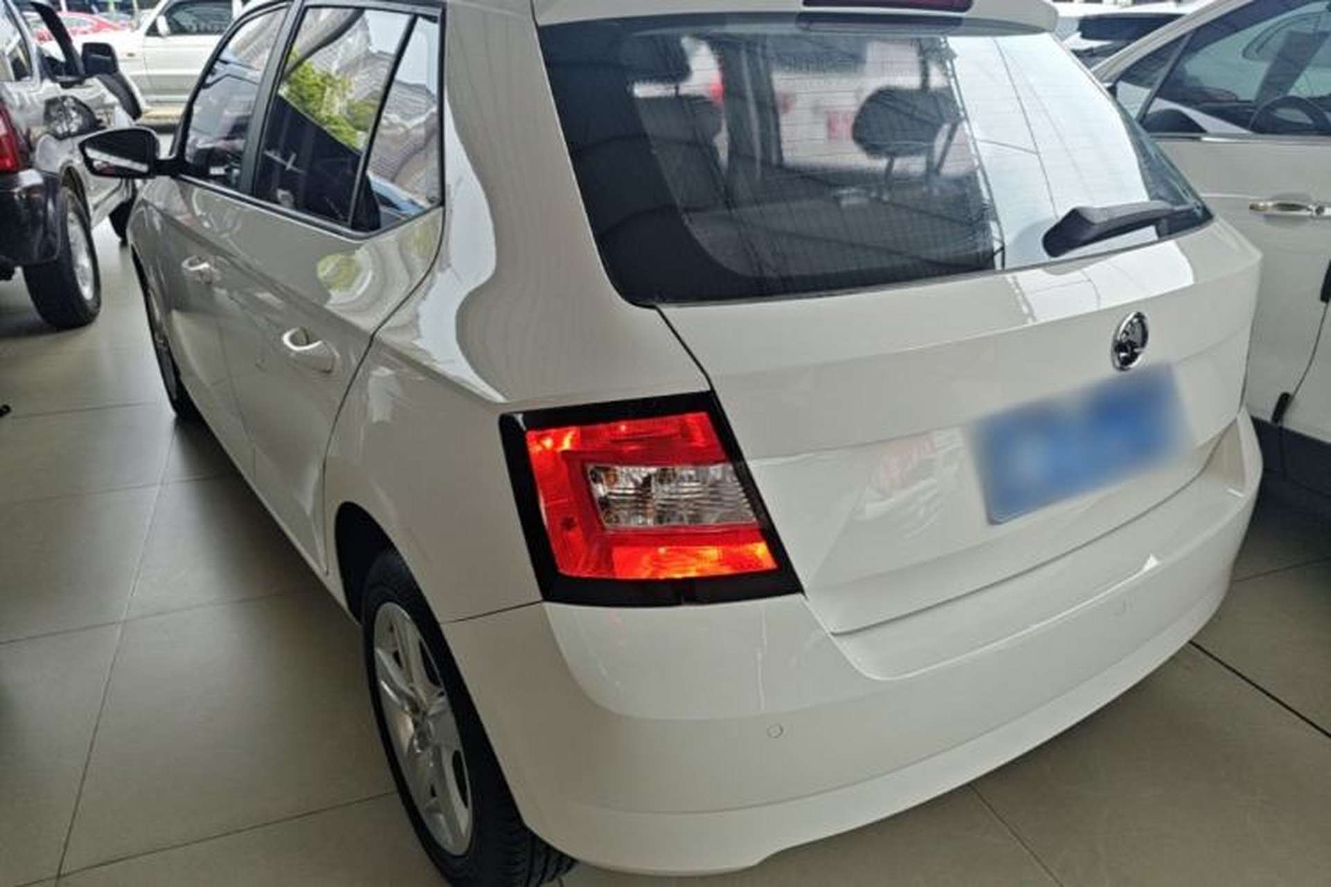 Used Skoda Fabia 2017 1.4L Automatic Car Enjoy Edition Rear Left 45 Deg
