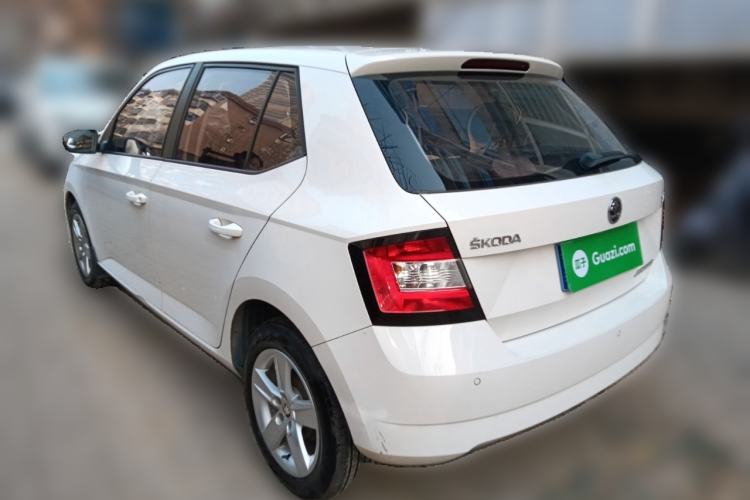 Used Skoda Fabia 2017 1.4L Automatic Car Enjoy Edition Rear Left 45 Deg