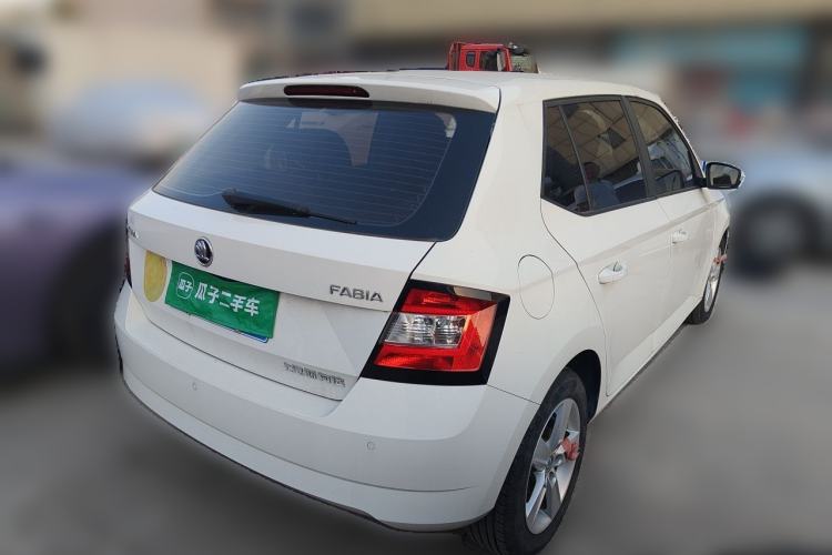 Used Skoda Fabia 2017 1.4L Automatic Car Enjoy Edition Rear Right 45 Deg