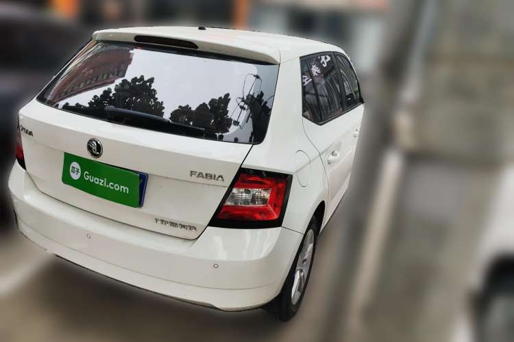 Used Skoda Fabia 2017 1.4L Automatic Car Enjoy Edition Rear Right 45 Deg