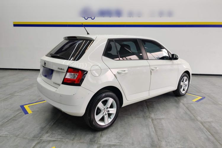 Used Skoda Fabia 2017 1.4L Automatic Car Enjoy Edition Rear Right 45 Deg