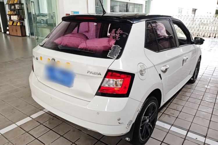 Used Skoda Fabia 2017 1.6L Automatic Sport Edition Rear Right 45 Deg