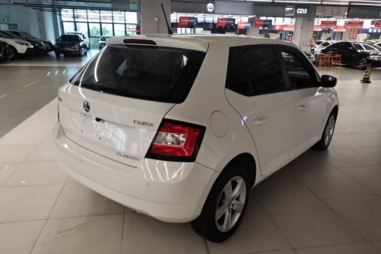 Used Skoda Fabia 2017 1.4L Automatic Car Enjoy Edition Rear Right 45 Deg