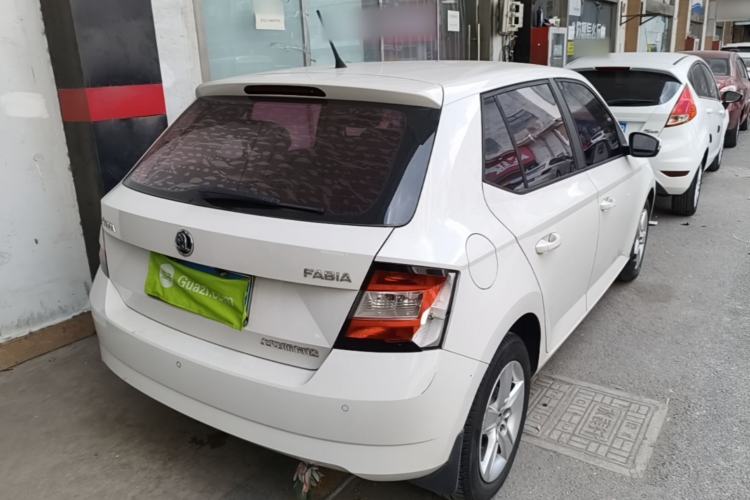 Used Skoda Fabia 2017 1.4L Automatic Car Enjoy Edition Rear Right 45 Deg