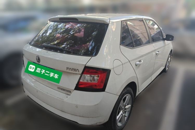 Used Skoda Fabia 2017 1.4L Automatic Car Enjoy Edition Rear Right 45 Deg