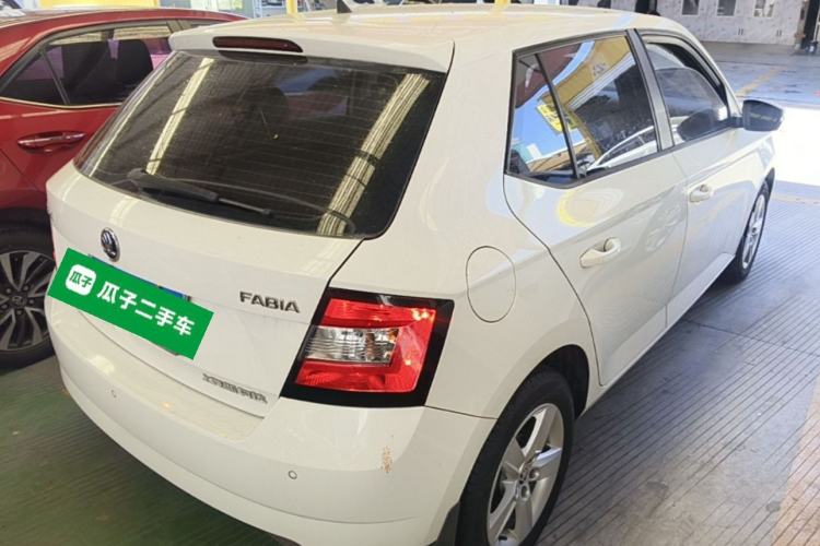Used Skoda Fabia 2017 1.4L Automatic Car Enjoy Edition Rear Right 45 Deg