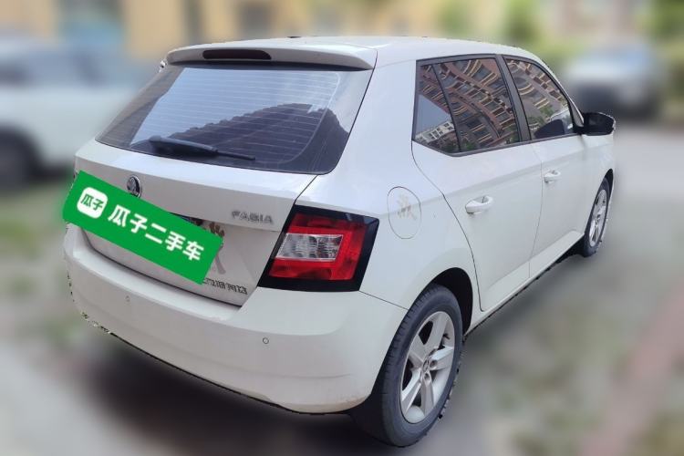 Used Skoda Fabia 2017 1.4L Automatic Car Enjoy Edition Rear Right 45 Deg