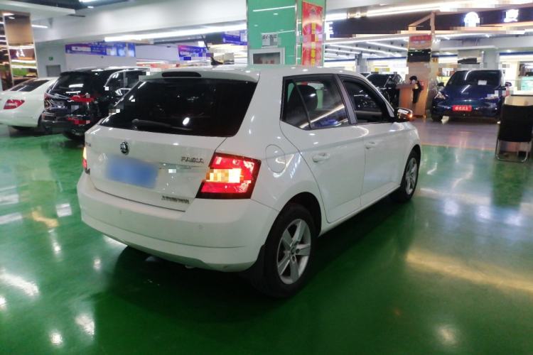 Used Skoda Fabia 2017 1.4L Automatic Car Enjoy Edition Rear Right 45 Deg