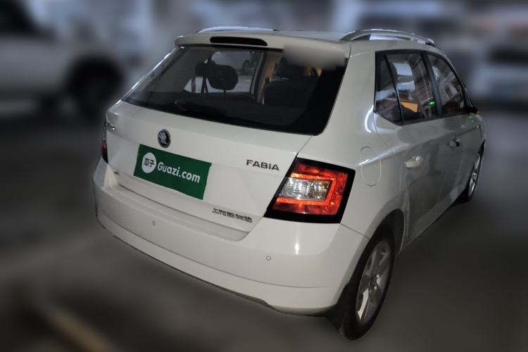 Used Skoda Fabia 2017 1.4L Automatic Car Enjoy Edition Rear Right 45 Deg
